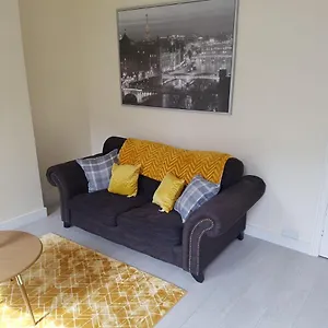 Holiday home Matlock Street - Excellent House For Essential Workers And Contractors Parking Wifi, Nottingham