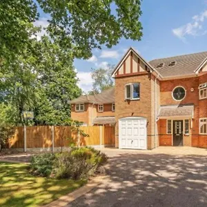 Holiday home The Fairways, St Bernard's Road, Solihull