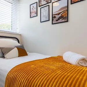 Holiday home Honeywood House 2 Bed Free Parking, Nottingham